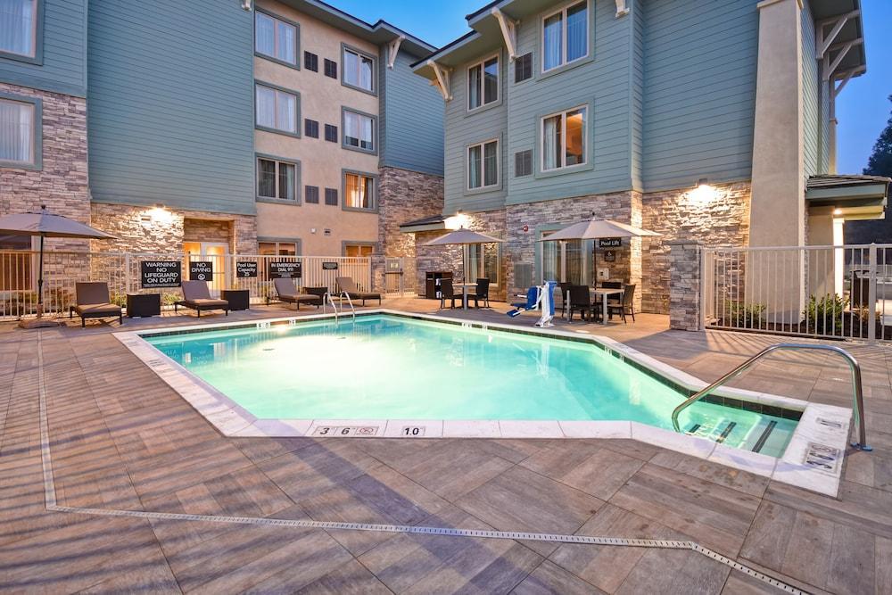 Homewood By Hilton Concord 3*