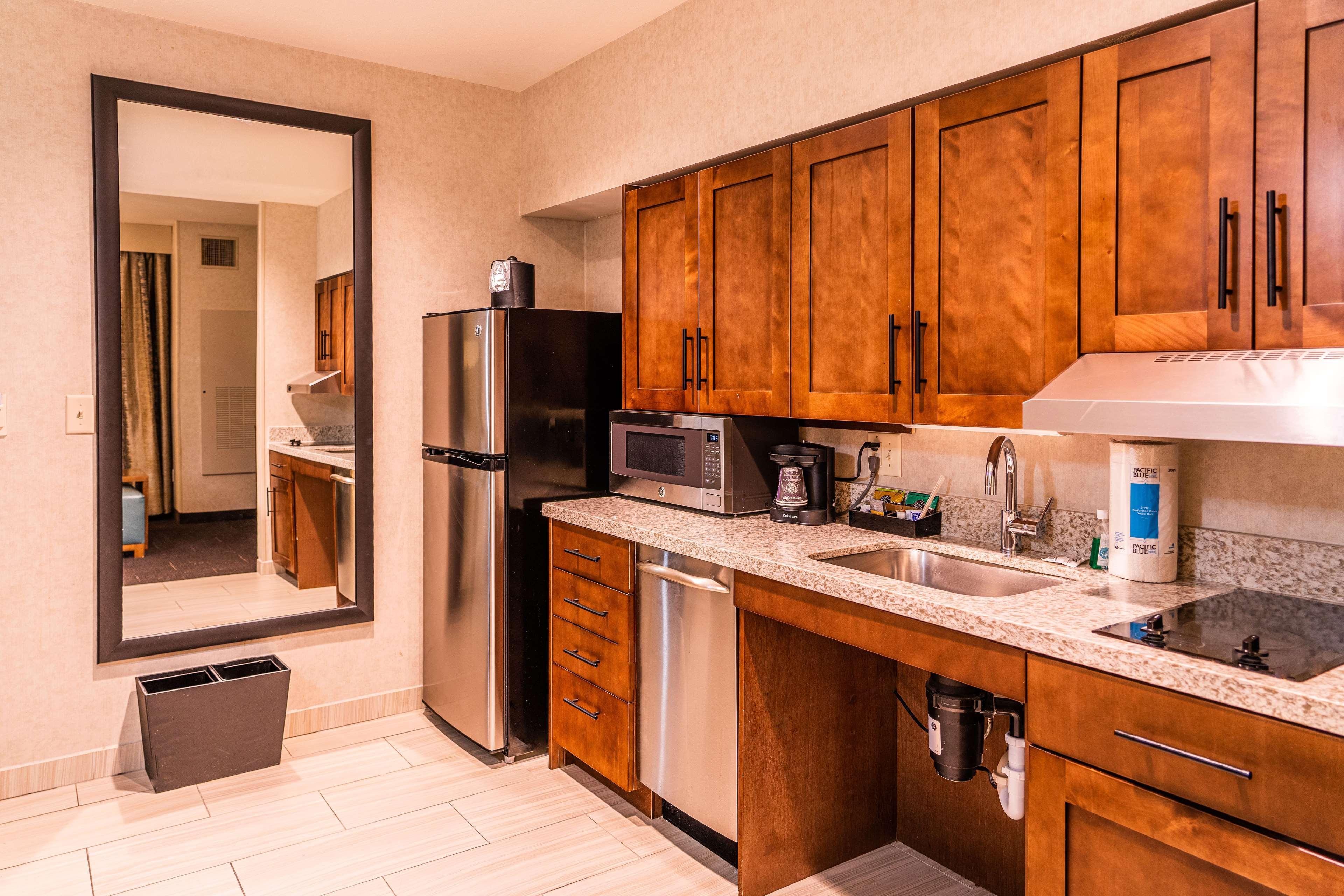 Homewood By Hilton Concord Hotel