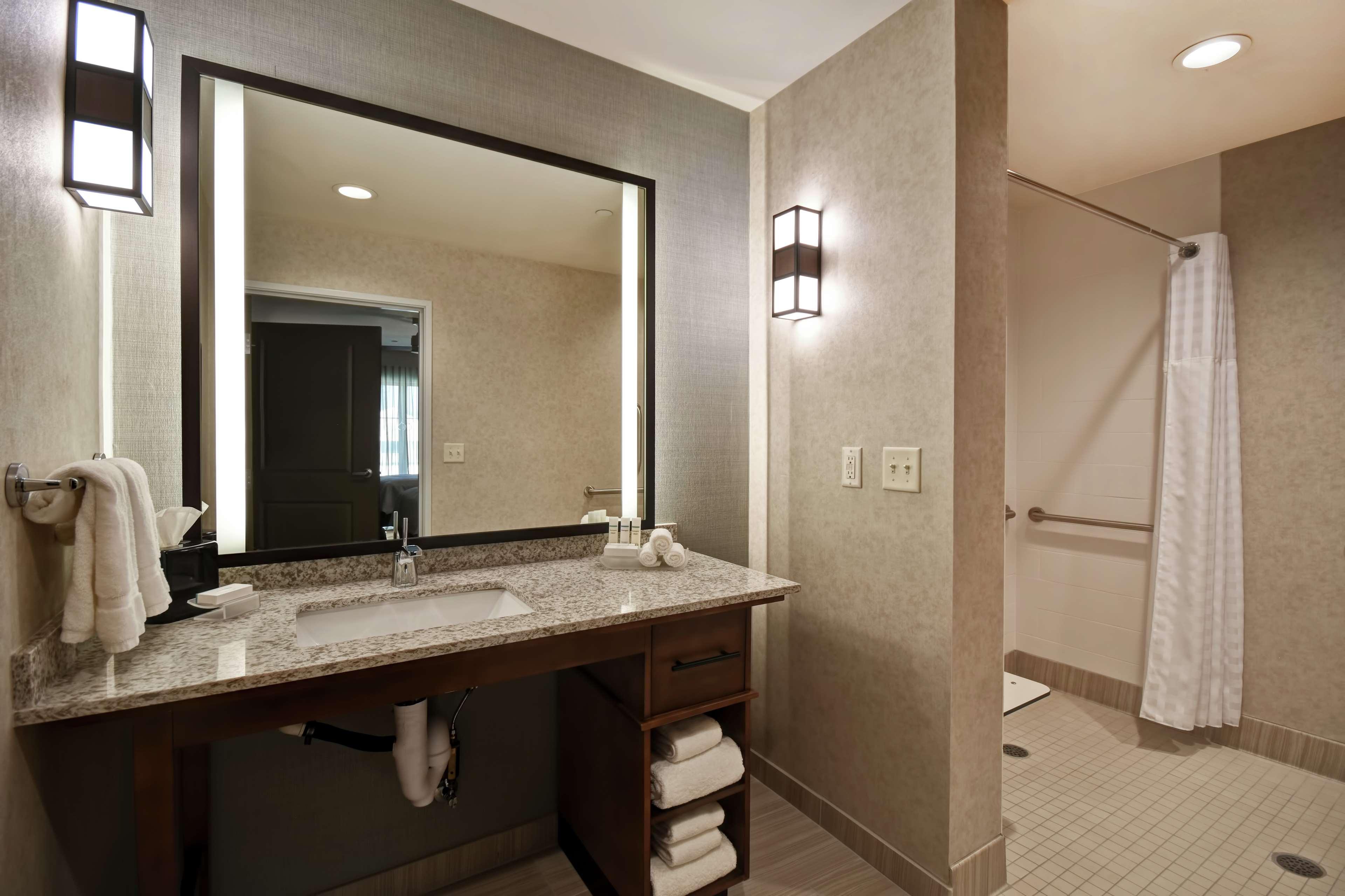 Hotel Homewood By Hilton Concord 3*